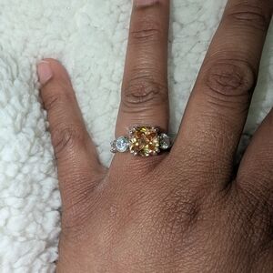 Elegant Gold and Silver Ring